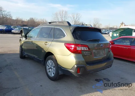 2019 Subaru Outback 2.5I Premium z USA, uszkodzony, nr VIN 4S4BSAFC8K3387601